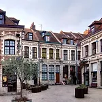 Lille Hypercentre Gares - Joli studio équipé