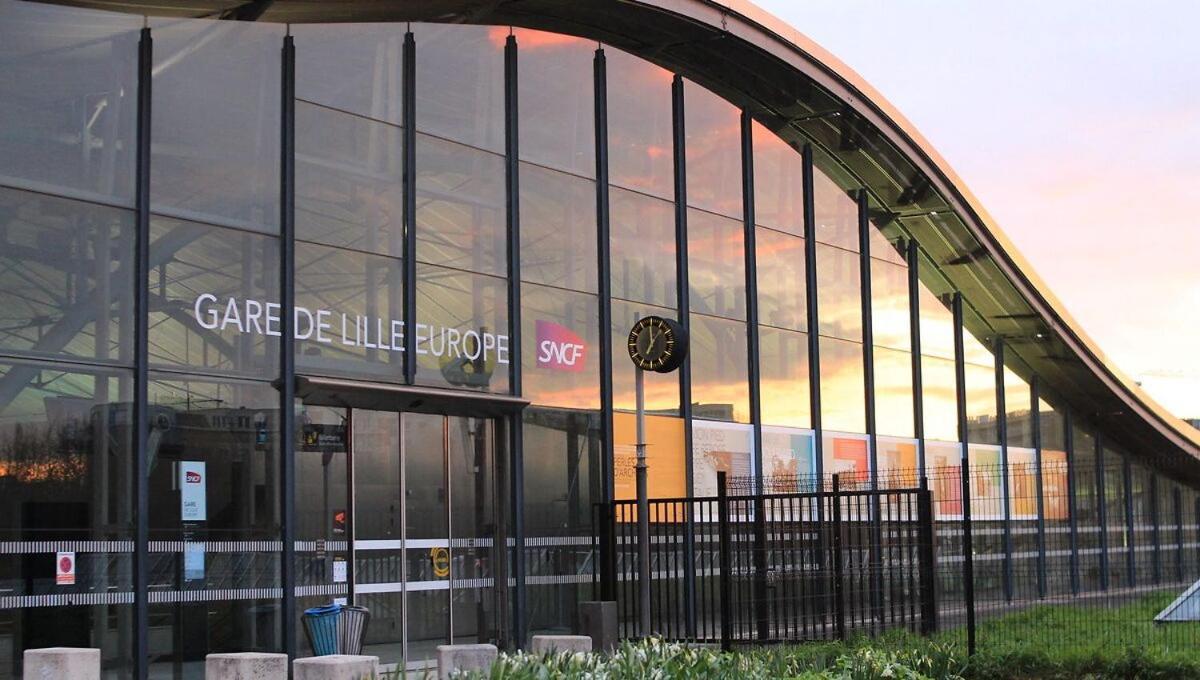 Hypercentre Gares - Joli équipé *